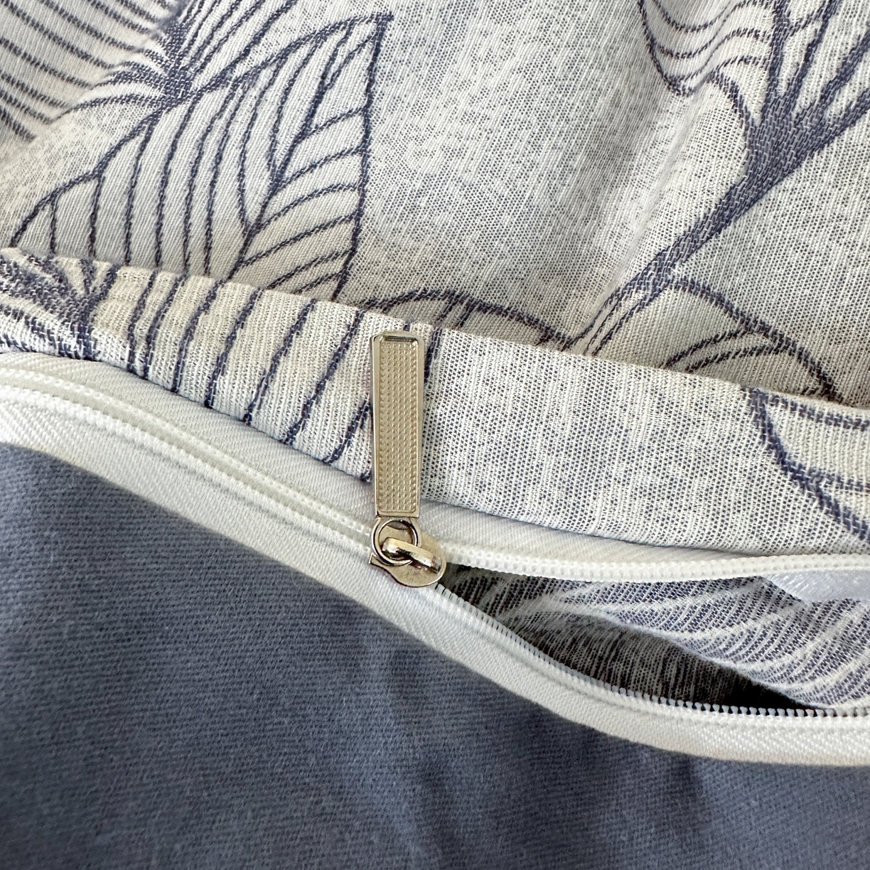 91家纺网 家纺一手货源 找家纺 小叮当家纺仓储工厂店 (买家秀 爆款花型 不断货)2025新款A类全棉纯棉加厚磨毛双层纱色织提花四件套 春亦蓝