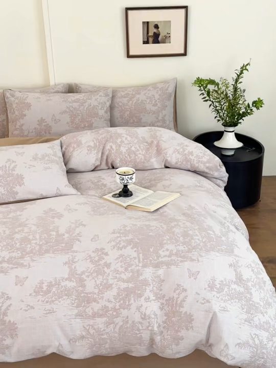 91家纺网 家纺一手货源 找家纺 小叮当家纺仓储工厂店 (买家秀 爆款花型 不断货)2025新款A类全棉纯棉加厚磨毛双层纱色织提花四件套 蝶舞驼