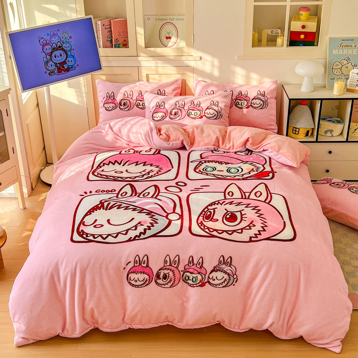 91家纺网 家纺一手货源 找家纺 （总）浩诚 2025新款高克重牛奶绒大版卡通四件套系列