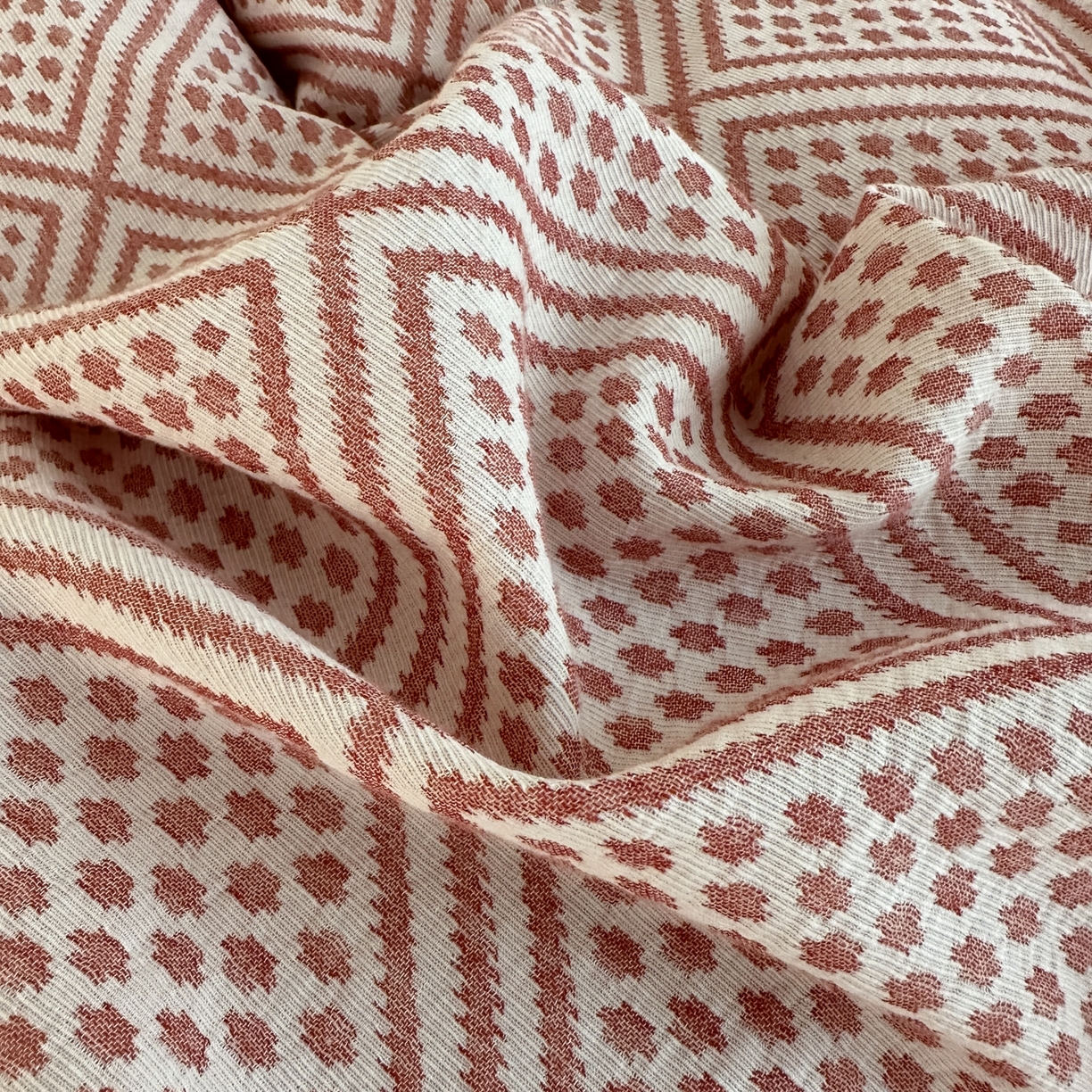 91家纺网 家纺一手货源 找家纺 小叮当家纺仓储工厂店 (买家秀 爆款花型 不断货)2025新款A类全棉纯棉加厚磨毛双层纱色织提花四件套 格心桔咖