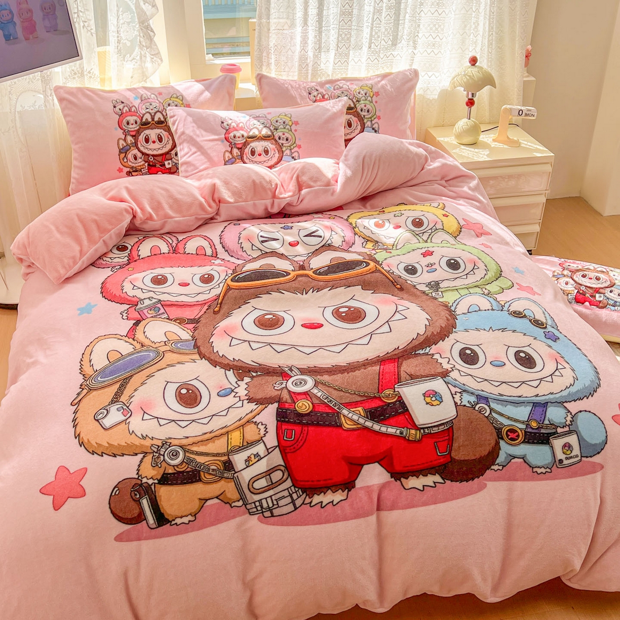 91家纺网 家纺一手货源 找家纺 浩诚 2025新款高克重牛奶绒大版卡通四件套系列 布布合集