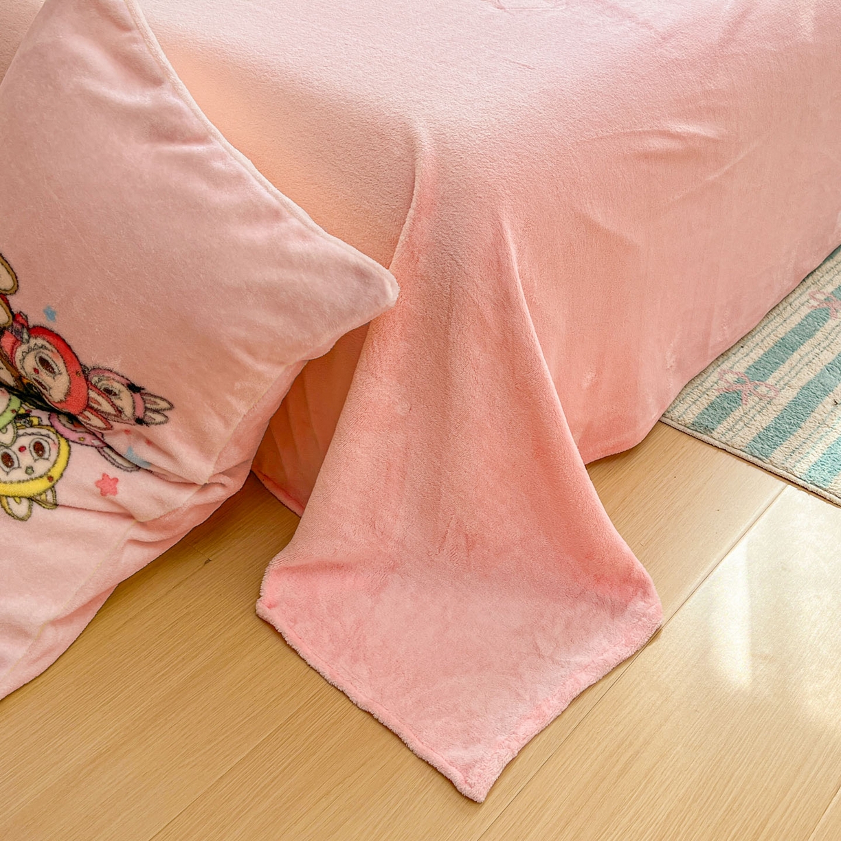 91家纺网 家纺一手货源 找家纺 浩诚 2025新款高克重牛奶绒大版卡通四件套系列 布布合集