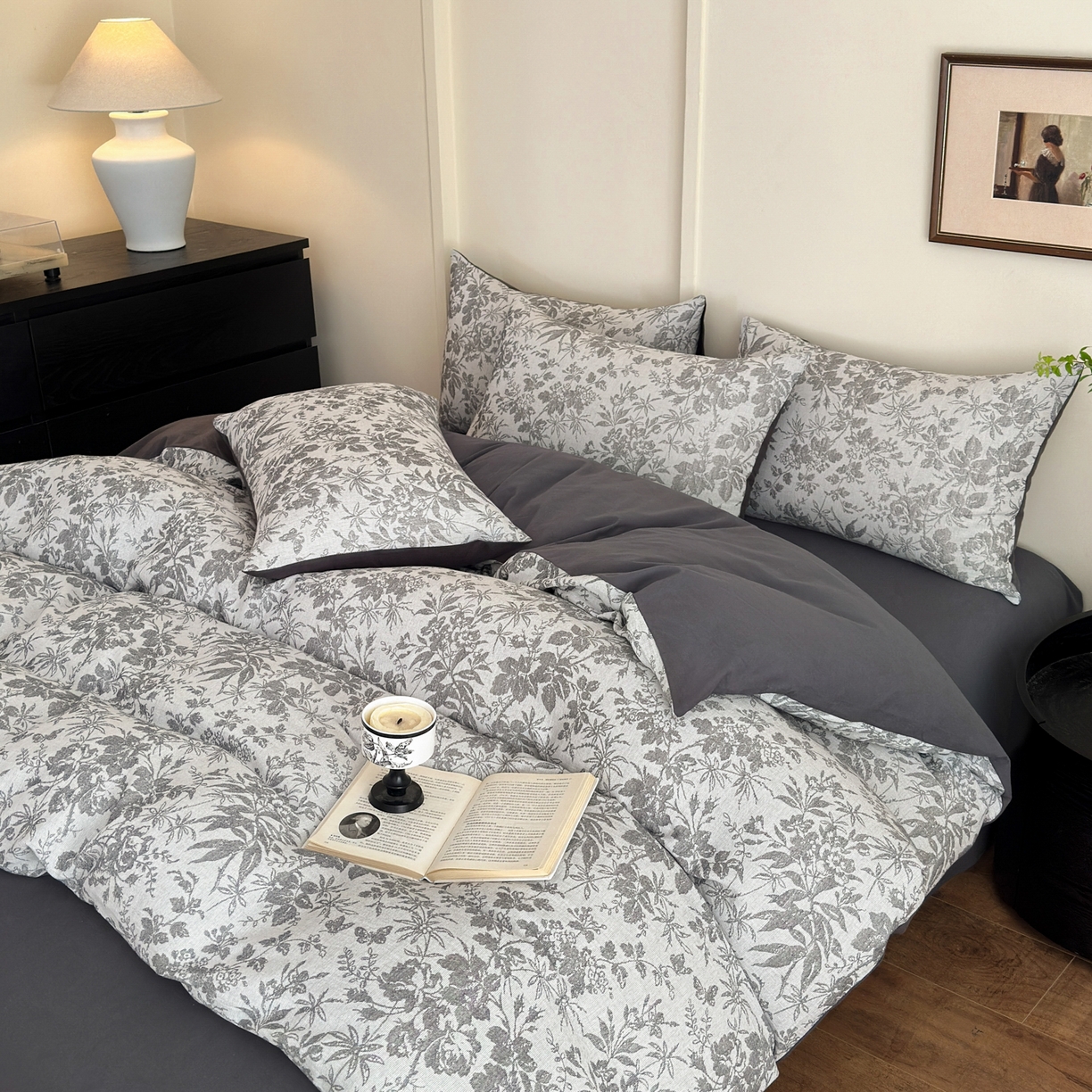 91家纺网 家纺一手货源 找家纺 小叮当家纺仓储工厂店 (买家秀 爆款花型 不断货)2025新款A类全棉纯棉加厚磨毛双层纱色织提花四件套 雪月灰