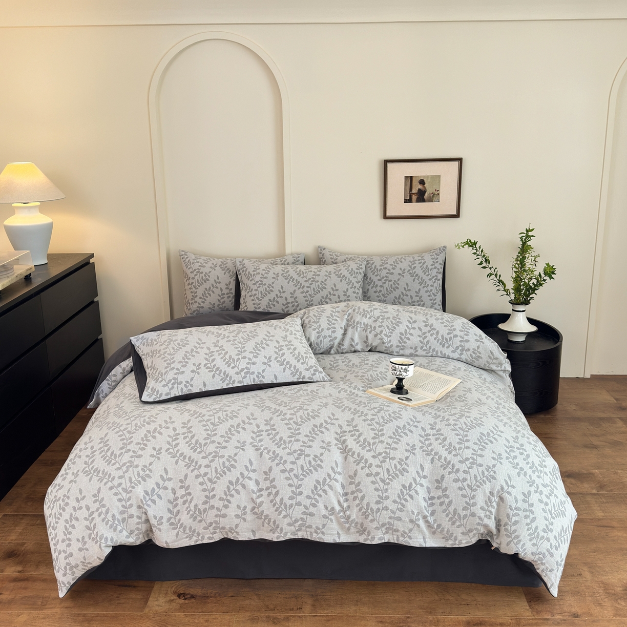 91家纺网 家纺一手货源 找家纺 小叮当家纺仓储工厂店 (买家秀 爆款花型 不断货)2025新款A类全棉纯棉加厚磨毛双层纱色织提花四件套 叶叶情深灰