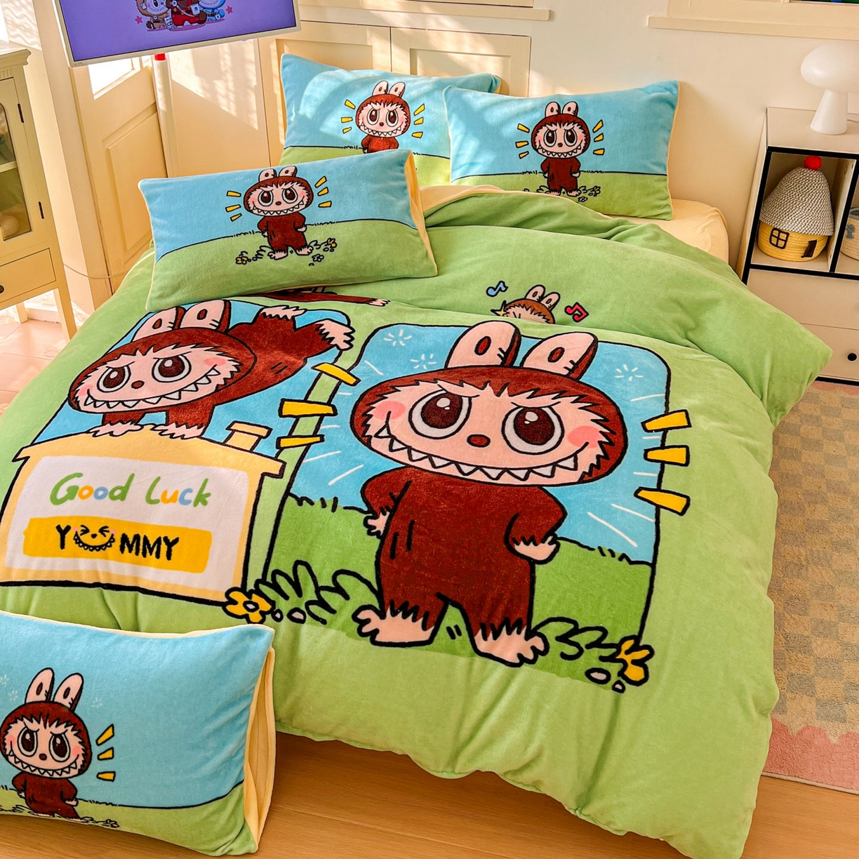 91家纺网 家纺一手货源 找家纺 浩诚 2025新款高克重牛奶绒大版卡通四件套系列 拉布拉布