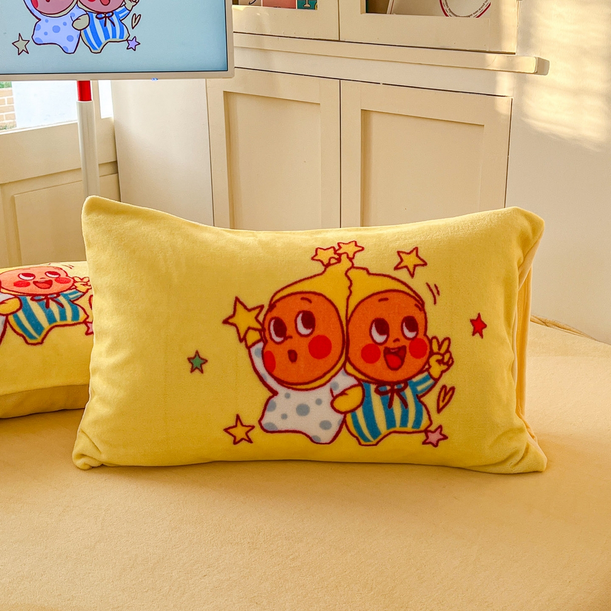 91家纺网 家纺一手货源 找家纺 浩诚 2025新款高克重牛奶绒大版卡通四件套系列 小星仔