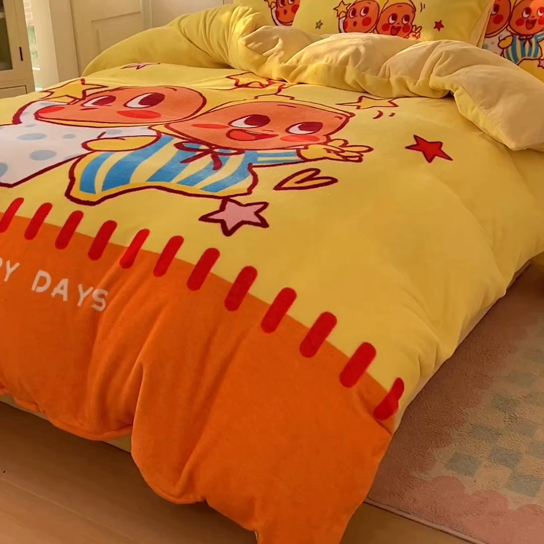 91家纺网 家纺一手货源 找家纺 浩诚 2025新款高克重牛奶绒大版卡通四件套系列 小星仔