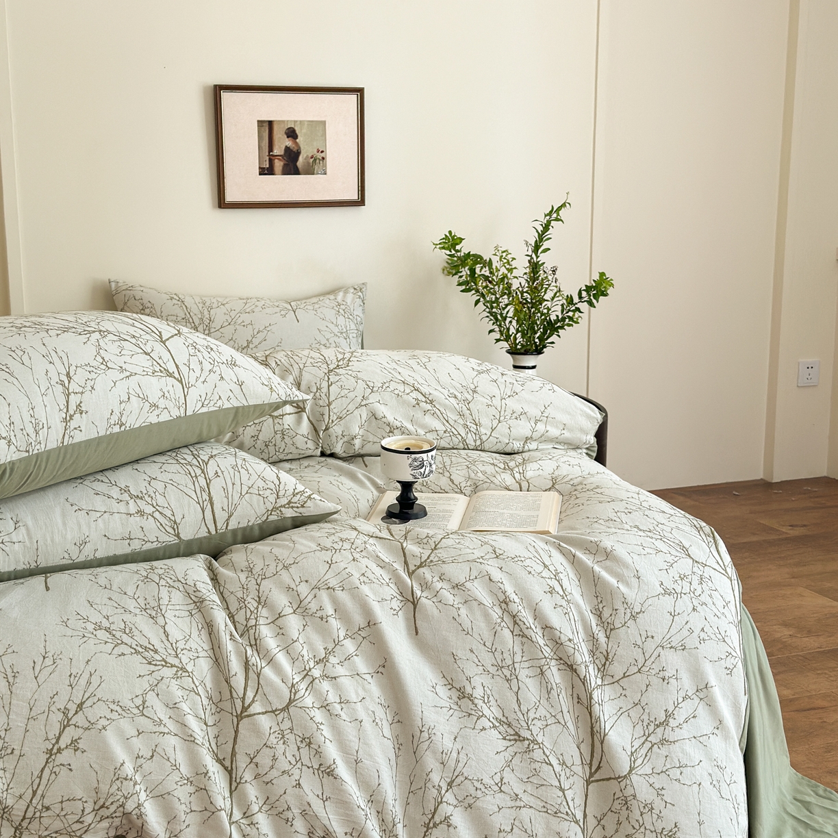 91家纺网 家纺一手货源 找家纺 小叮当家纺仓储工厂店 (买家秀 爆款花型 不断货)2025新款A类全棉纯棉加厚磨毛双层纱色织提花四件套 悠南果绿