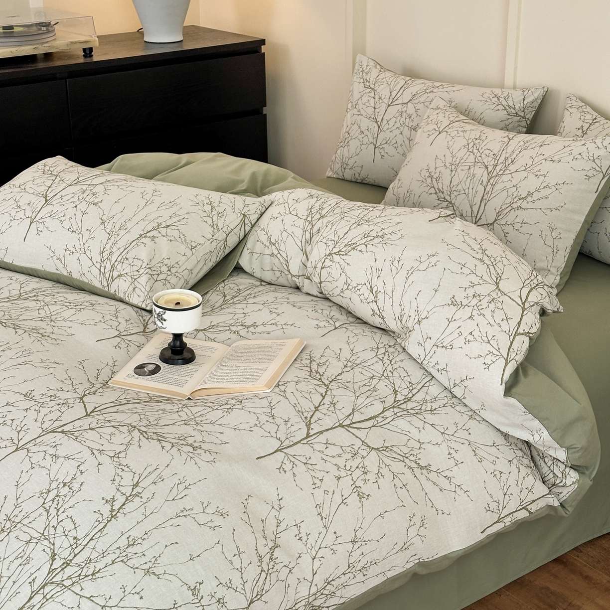 91家纺网 家纺一手货源 找家纺 小叮当家纺仓储工厂店 (买家秀 爆款花型 不断货)2025新款A类全棉纯棉加厚磨毛双层纱色织提花四件套 悠南果绿