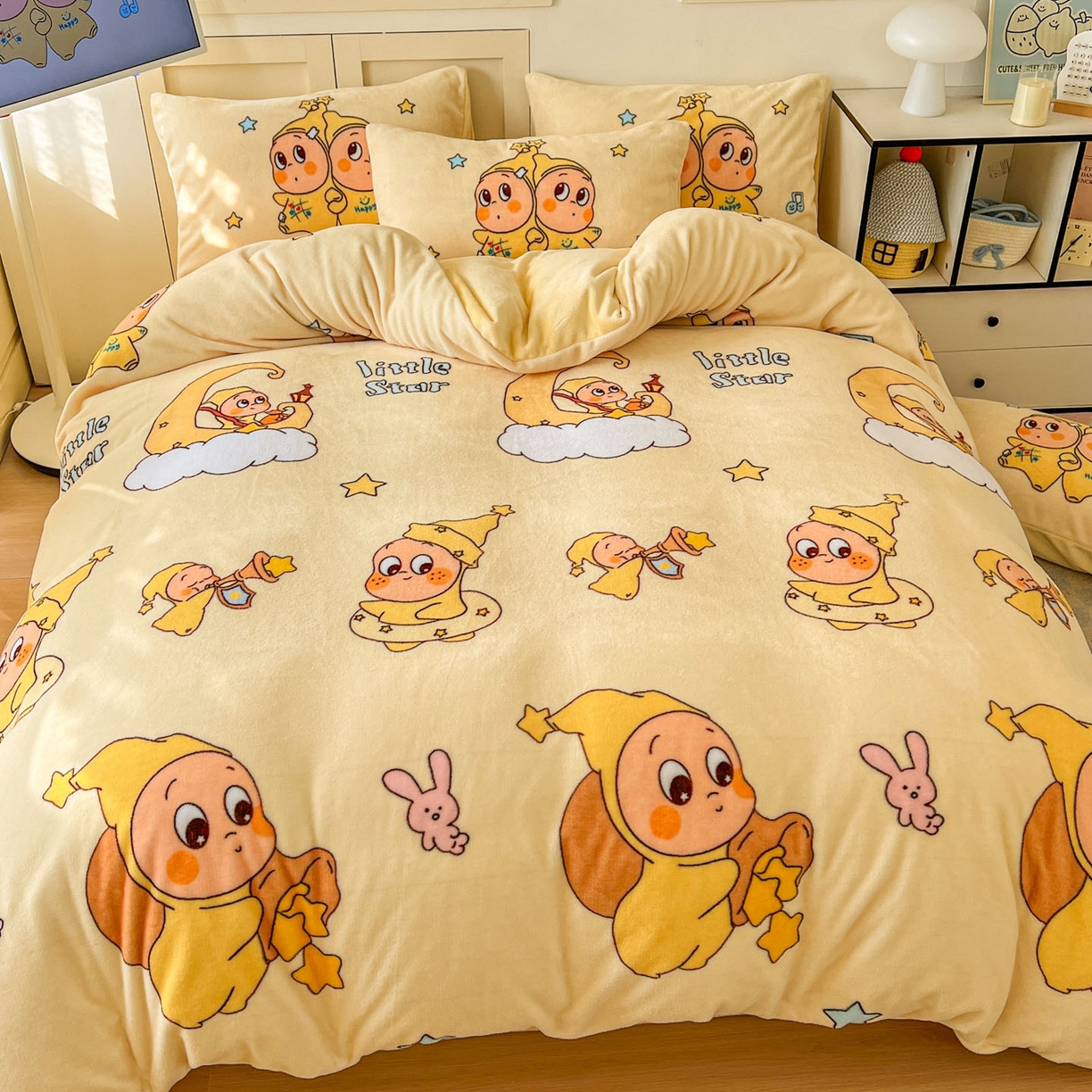 91家纺网 家纺一手货源 找家纺 浩诚 2025新款高克重牛奶绒大版卡通四件套系列 星语心愿