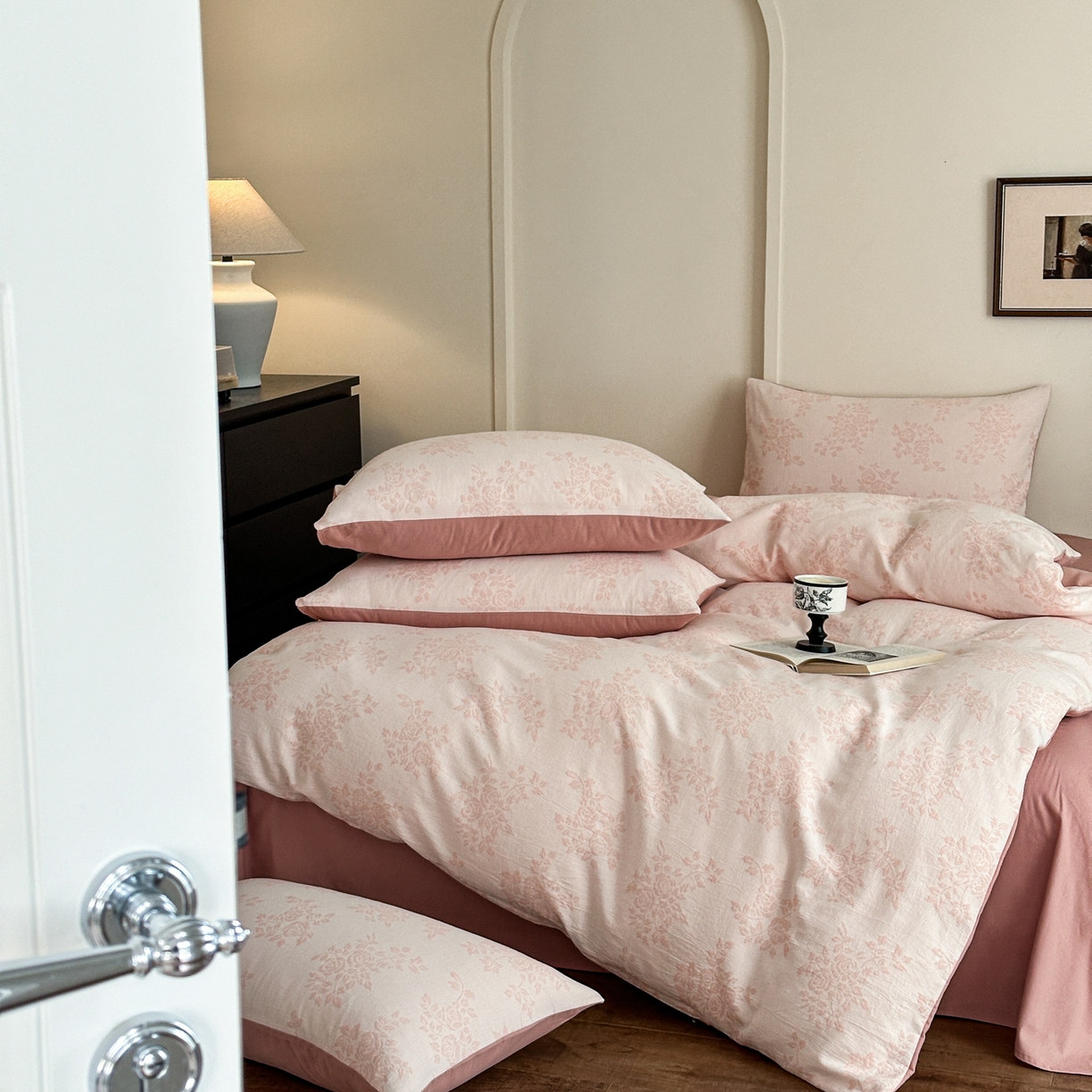 91家纺网 家纺一手货源 找家纺 小叮当家纺仓储工厂店 (买家秀 爆款花型 不断货)2025新款A类全棉纯棉加厚磨毛双层纱色织提花四件套 长夏粉