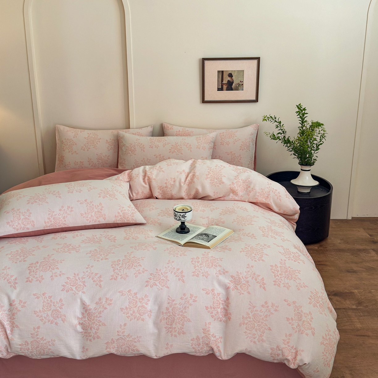 91家纺网 家纺一手货源 找家纺 小叮当家纺仓储工厂店 (买家秀 爆款花型 不断货)2025新款A类全棉纯棉加厚磨毛双层纱色织提花四件套 长夏粉