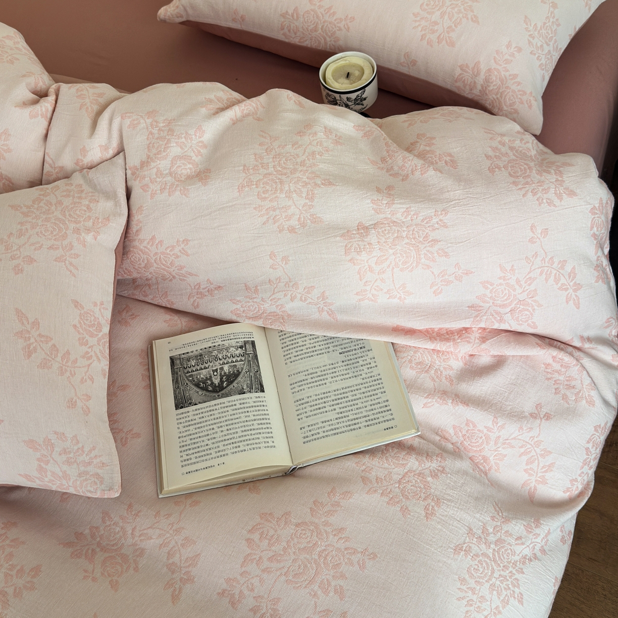 91家纺网 家纺一手货源 找家纺 小叮当家纺仓储工厂店 (买家秀 爆款花型 不断货)2025新款A类全棉纯棉加厚磨毛双层纱色织提花四件套 长夏粉