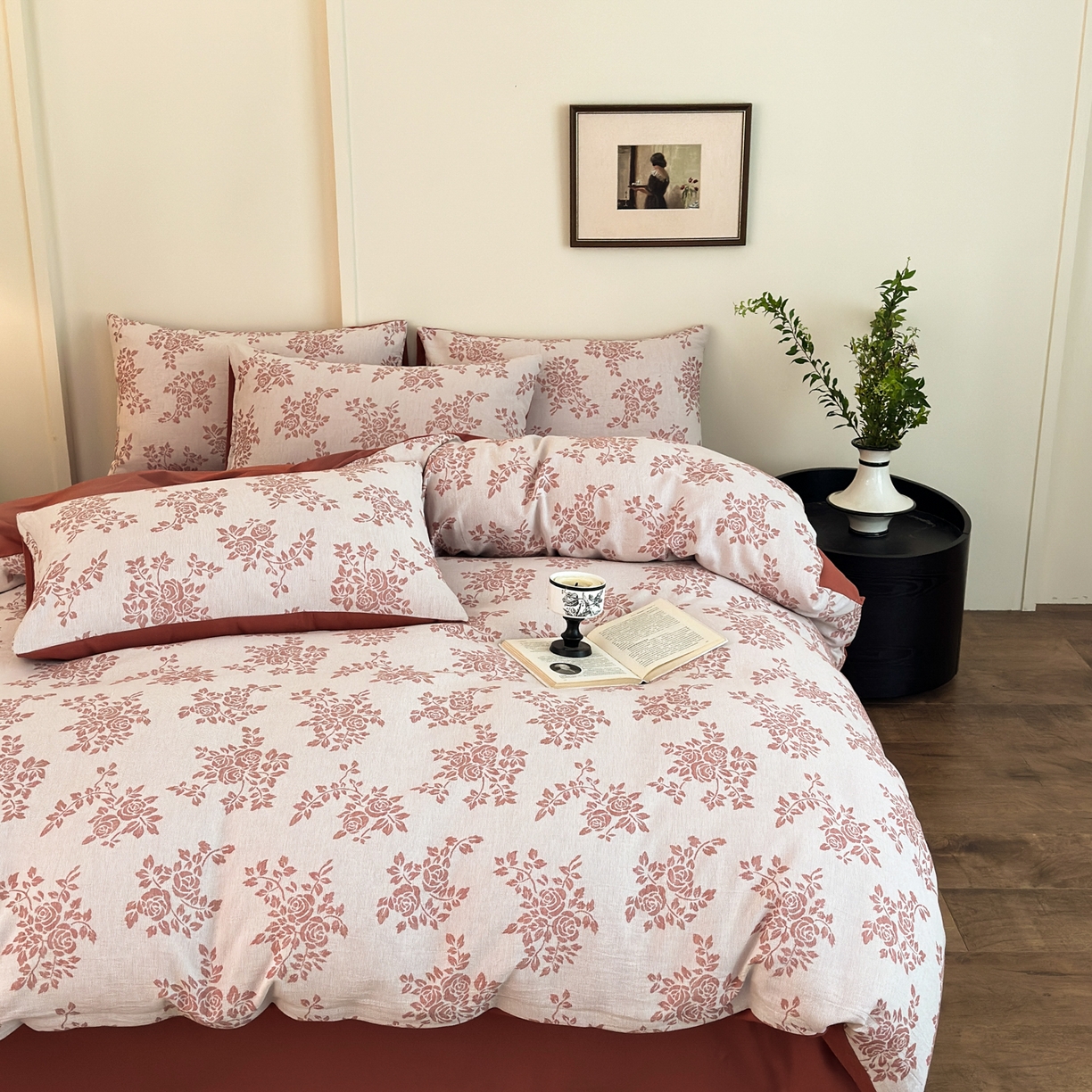 91家纺网 家纺一手货源 找家纺 小叮当家纺仓储工厂店 (买家秀 爆款花型 不断货)2025新款A类全棉纯棉加厚磨毛双层纱色织提花四件套 长夏桔咖