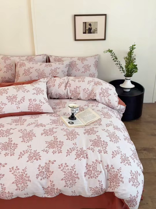 91家纺网 家纺一手货源 找家纺 小叮当家纺仓储工厂店 (买家秀 爆款花型 不断货)2025新款A类全棉纯棉加厚磨毛双层纱色织提花四件套 长夏桔咖