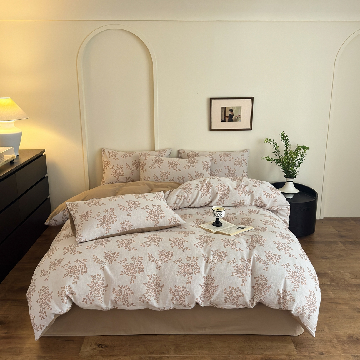 91家纺网 家纺一手货源 找家纺 小叮当家纺仓储工厂店 (买家秀 爆款花型 不断货)2025新款A类全棉纯棉加厚磨毛双层纱色织提花四件套 长夏驼