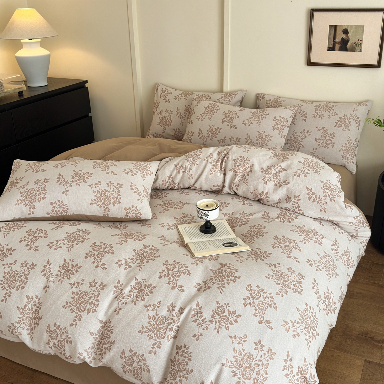 91家纺网 家纺一手货源 找家纺 小叮当家纺仓储工厂店 (买家秀 爆款花型 不断货)2025新款A类全棉纯棉加厚磨毛双层纱色织提花四件套 长夏驼