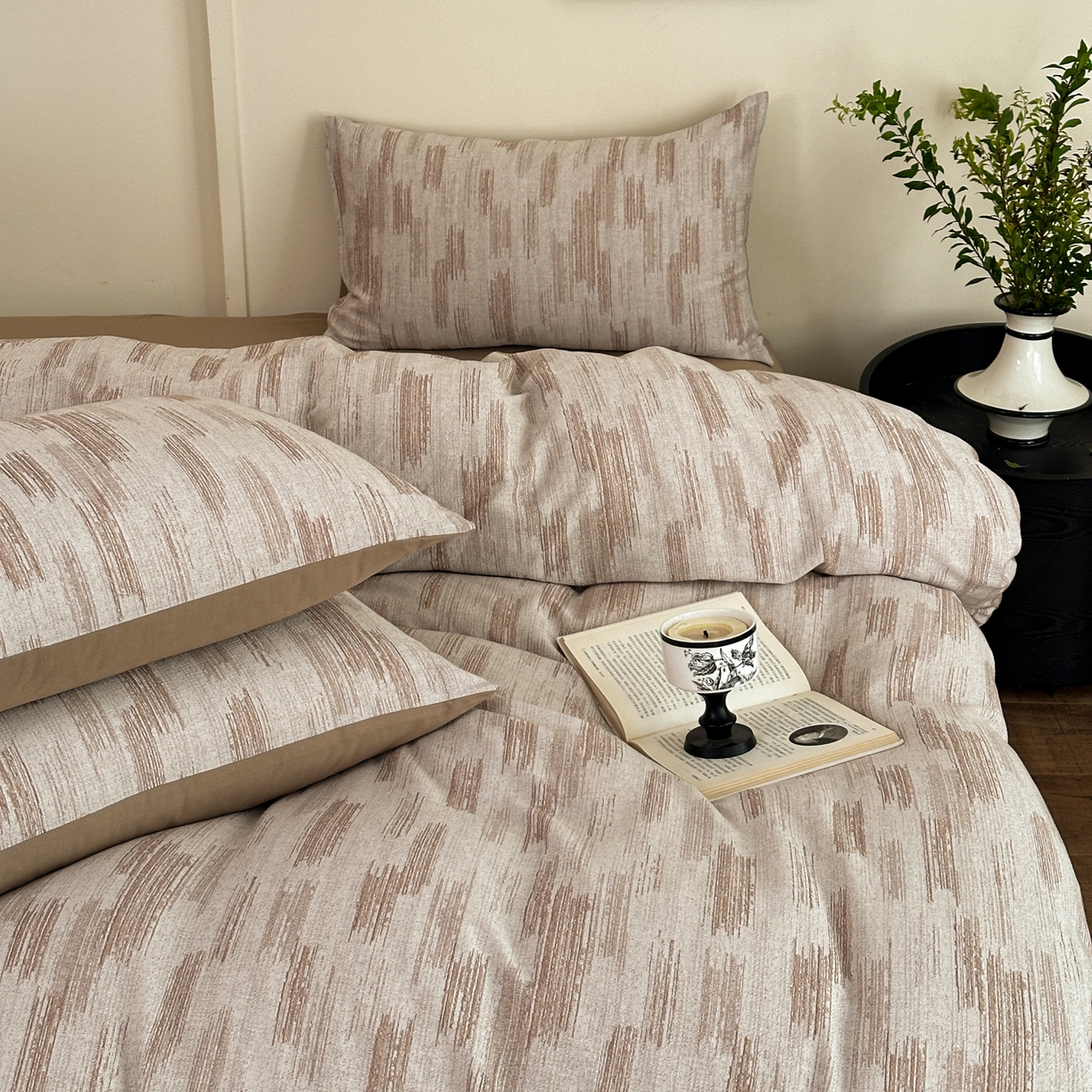 91家纺网 家纺一手货源 找家纺 小叮当家纺仓储工厂店 (买家秀 爆款花型 不断货)2025新款A类全棉纯棉加厚磨毛双层纱色织提花四件套 追夏