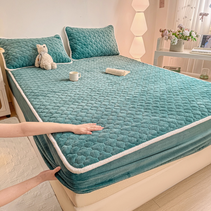 91家纺网 家纺一手货源 找家纺 小叮当家纺仓储工厂店 2025新款A类200g高克重牛奶绒印花夹棉床笠单品床笠床笠单件（提供买家秀） 宝石蓝