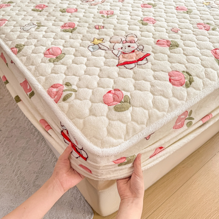 91家纺网 家纺一手货源 找家纺 小叮当家纺仓储工厂店 2025新款A类200g高克重牛奶绒印花夹棉床笠单品床笠床笠单件（提供买家秀） 粉色郁金香