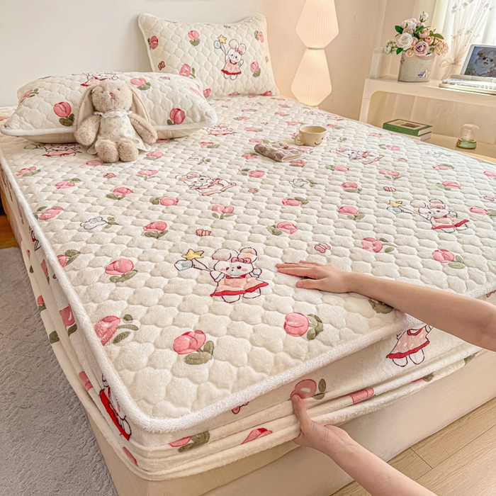 91家纺网 家纺一手货源 找家纺 小叮当家纺仓储工厂店 2025新款A类200g高克重牛奶绒印花夹棉床笠单品床笠床笠单件（提供买家秀） 粉色郁金香