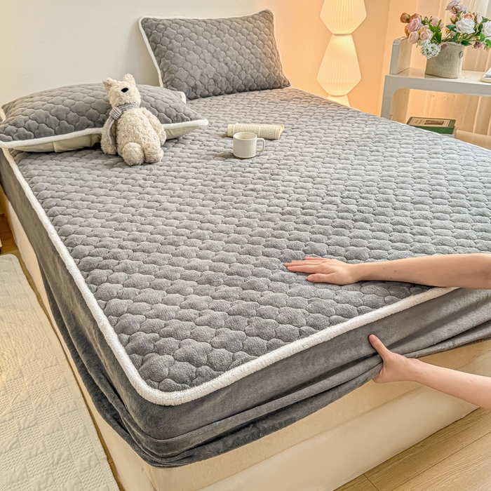 91家纺网 家纺一手货源 找家纺 小叮当家纺仓储工厂店 2025新款A类200g高克重牛奶绒印花夹棉床笠单品床笠床笠单件（提供买家秀） 高级灰