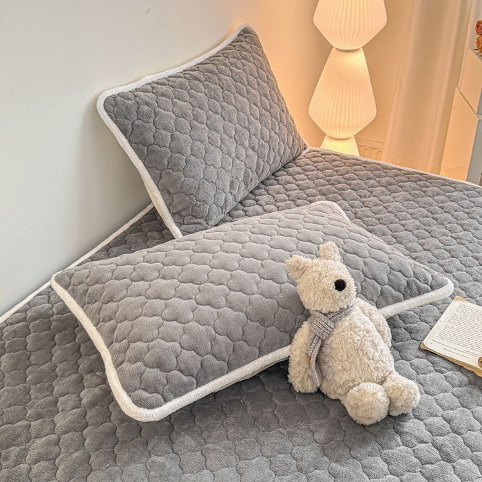 91家纺网 家纺一手货源 找家纺 小叮当家纺仓储工厂店 2025新款A类200g高克重牛奶绒印花夹棉床笠单品床笠床笠单件（提供买家秀） 高级灰