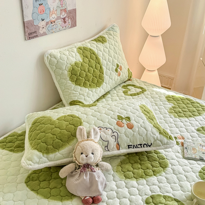 91家纺网 家纺一手货源 找家纺 小叮当家纺仓储工厂店 2025新款A类200g高克重牛奶绒印花夹棉床笠单品床笠床笠单件（提供买家秀） 绿色心情