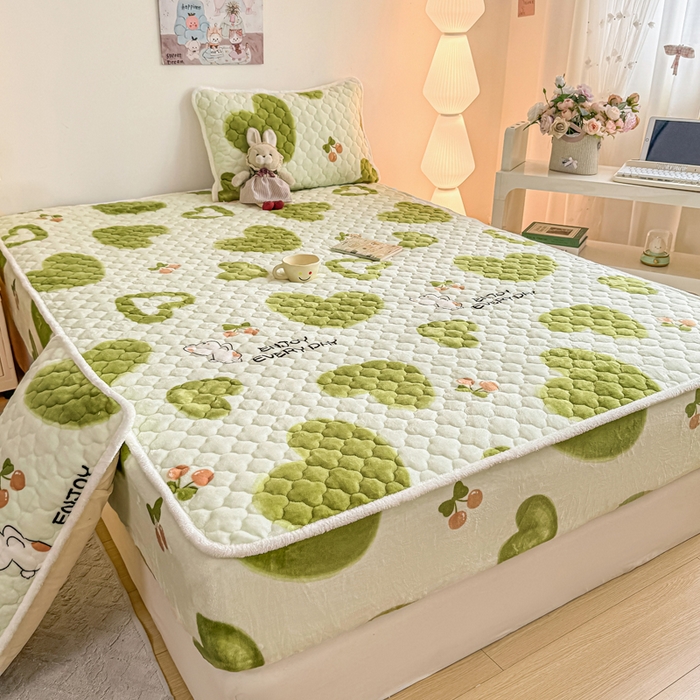 91家纺网 家纺一手货源 找家纺 小叮当家纺仓储工厂店 2025新款A类200g高克重牛奶绒印花夹棉床笠单品床笠床笠单件（提供买家秀） 绿色心情