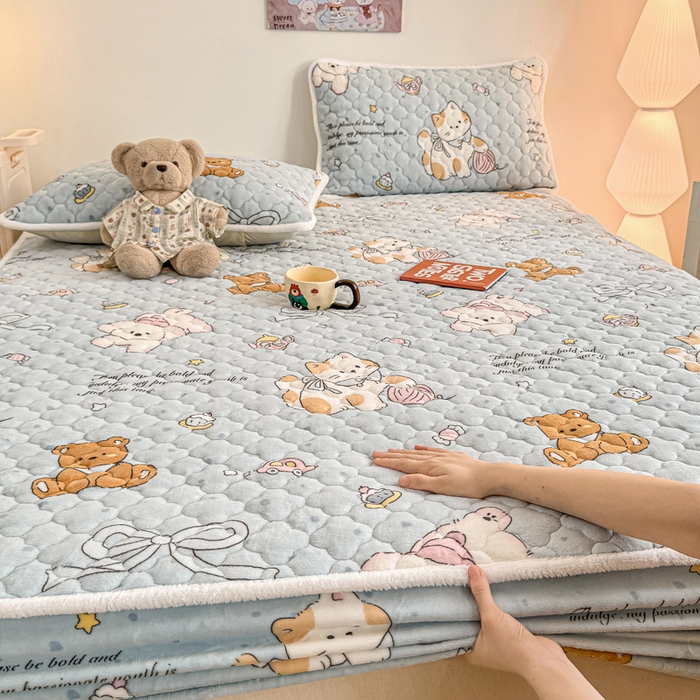 91家纺网 家纺一手货源 找家纺 小叮当家纺仓储工厂店 2025新款A类200g高克重牛奶绒印花夹棉床笠单品床笠床笠单件（提供买家秀） 萌宠乐园