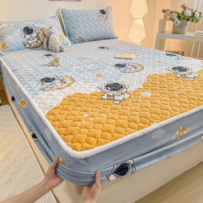 91家纺网 家纺一手货源 找家纺 小叮当家纺仓储工厂店 2025新款A类200g高克重牛奶绒印花夹棉床笠单品床笠床笠单件（提供买家秀） 太空探索