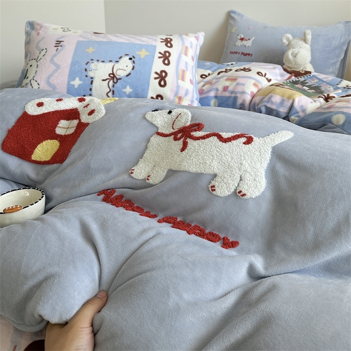 91家纺网 家纺一手货源 找家纺 （总）暖生活 2025新款230克加厚牛奶绒印加绣四件套