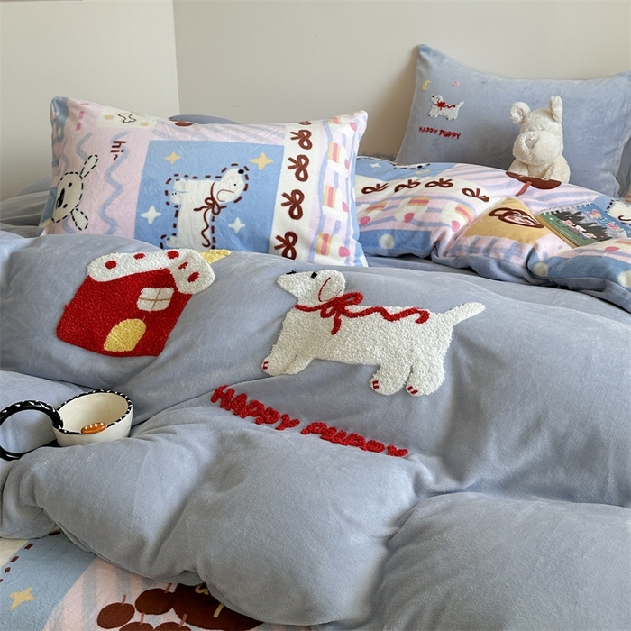 91家纺网 家纺一手货源 找家纺 （总）暖生活 2025新款230克加厚牛奶绒印加绣四件套