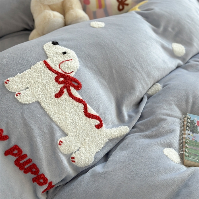 91家纺网 家纺一手货源 找家纺 （总）暖生活 2025新款230克加厚牛奶绒印加绣四件套