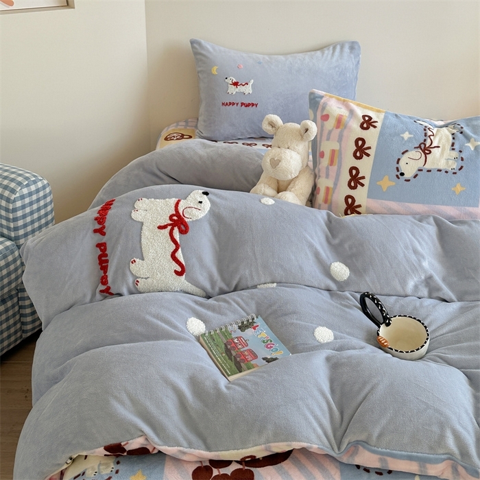 91家纺网 家纺一手货源 找家纺 （总）暖生活 2025新款230克加厚牛奶绒印加绣四件套