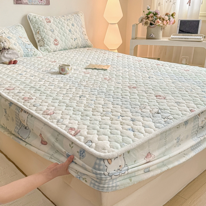 91家纺网 家纺一手货源 找家纺 小叮当家纺仓储工厂店 2025新款A类200g高克重牛奶绒印花夹棉床笠单品床笠床笠单件（提供买家秀） 兔兔花园