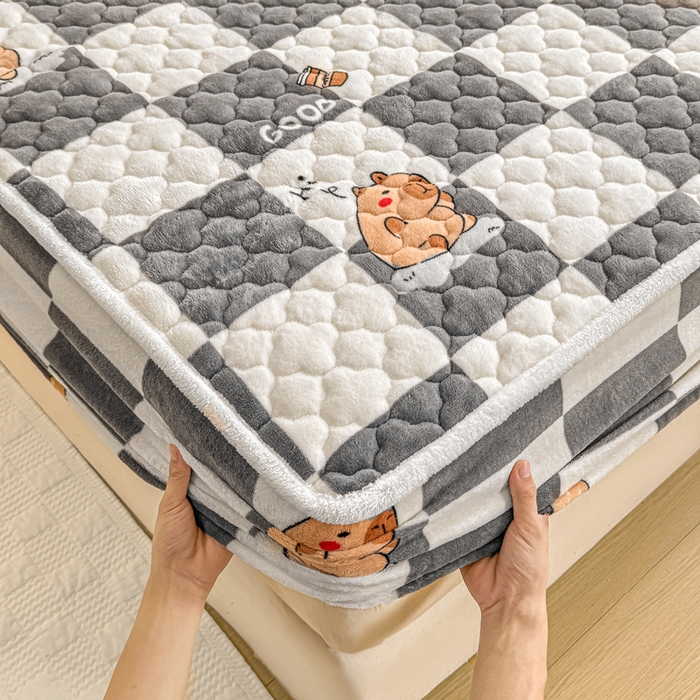 91家纺网 家纺一手货源 找家纺 小叮当家纺仓储工厂店 2025新款A类200g高克重牛奶绒印花夹棉床笠单品床笠床笠单件（提供买家秀） 顽皮巴拉