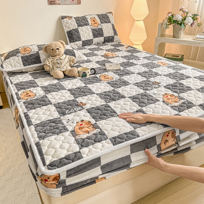 91家纺网 家纺一手货源 找家纺 小叮当家纺仓储工厂店 2025新款A类200g高克重牛奶绒印花夹棉床笠单品床笠床笠单件（提供买家秀） 顽皮巴拉