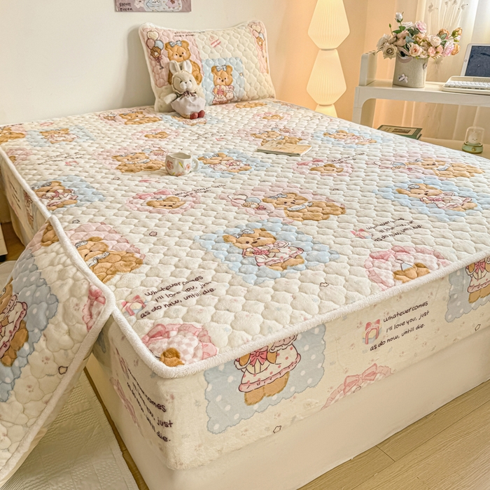 91家纺网 家纺一手货源 找家纺 小叮当家纺仓储工厂店 2025新款A类200g高克重牛奶绒印花夹棉床笠单品床笠床笠单件（提供买家秀） 熊宝玩偶