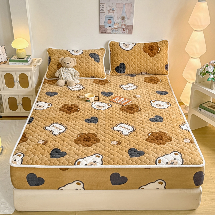 91家纺网 家纺一手货源 找家纺 小叮当家纺仓储工厂店 2025新款A类200g高克重牛奶绒印花夹棉床笠单品床笠床笠单件（提供买家秀） 学院熊宝