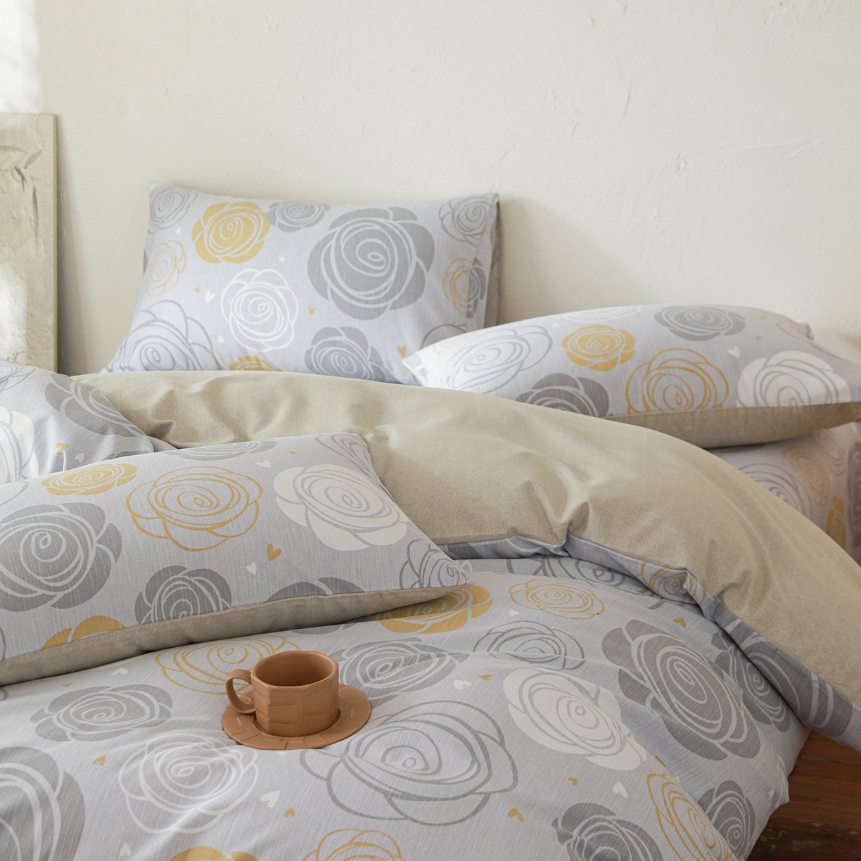 91家纺网 家纺一手货源 找家纺 小叮当家纺仓储工厂店 (买家秀 爆款花型 不断货)2025秋冬新款亲肤舒适良品磨毛四件套 花韵