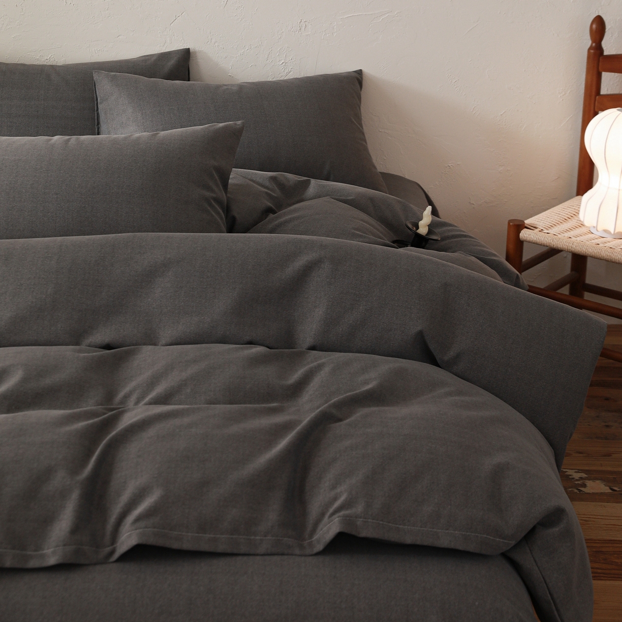 91家纺网 家纺一手货源 找家纺 小叮当家纺仓储工厂店 (买家秀 爆款花型 不断货)2025秋冬新款亲肤舒适良品磨毛四件套 玄夜灰