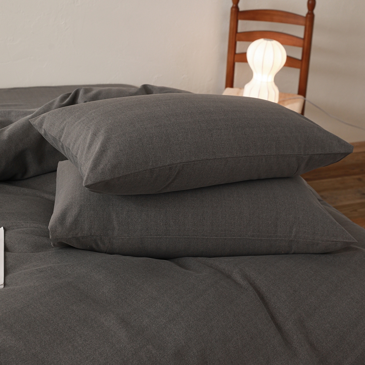 91家纺网 家纺一手货源 找家纺 小叮当家纺仓储工厂店 (买家秀 爆款花型 不断货)2025秋冬新款亲肤舒适良品磨毛四件套 玄夜灰