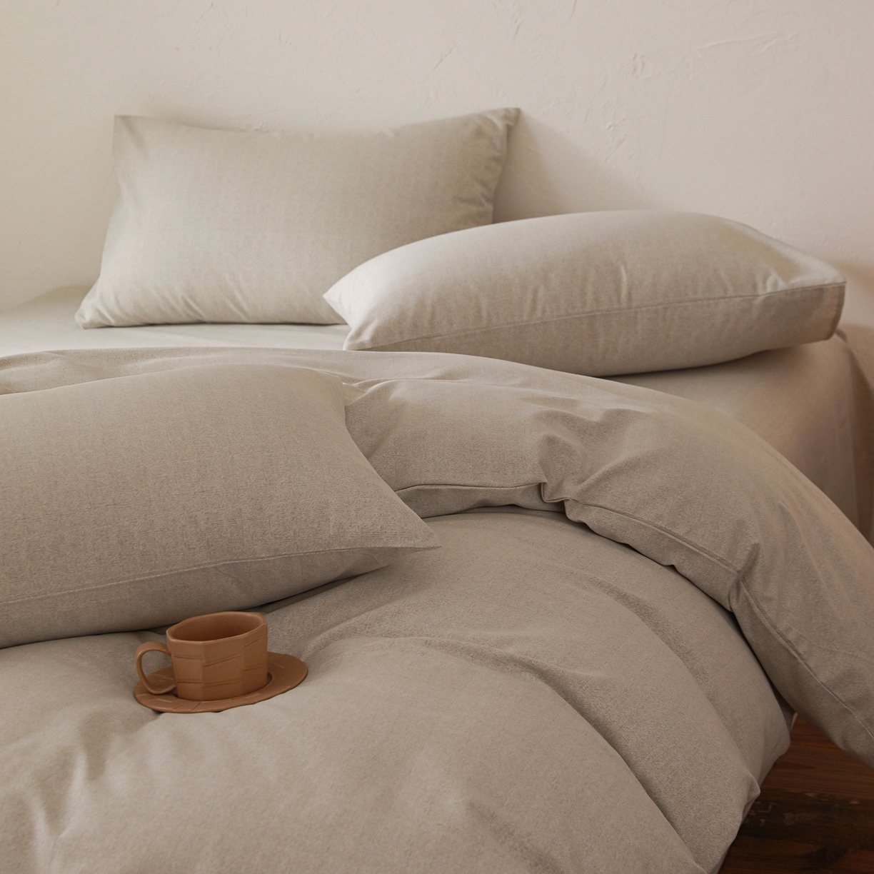 91家纺网 家纺一手货源 找家纺 小叮当家纺仓储工厂店 (买家秀 爆款花型 不断货)2025秋冬新款亲肤舒适良品磨毛四件套 肌理灰