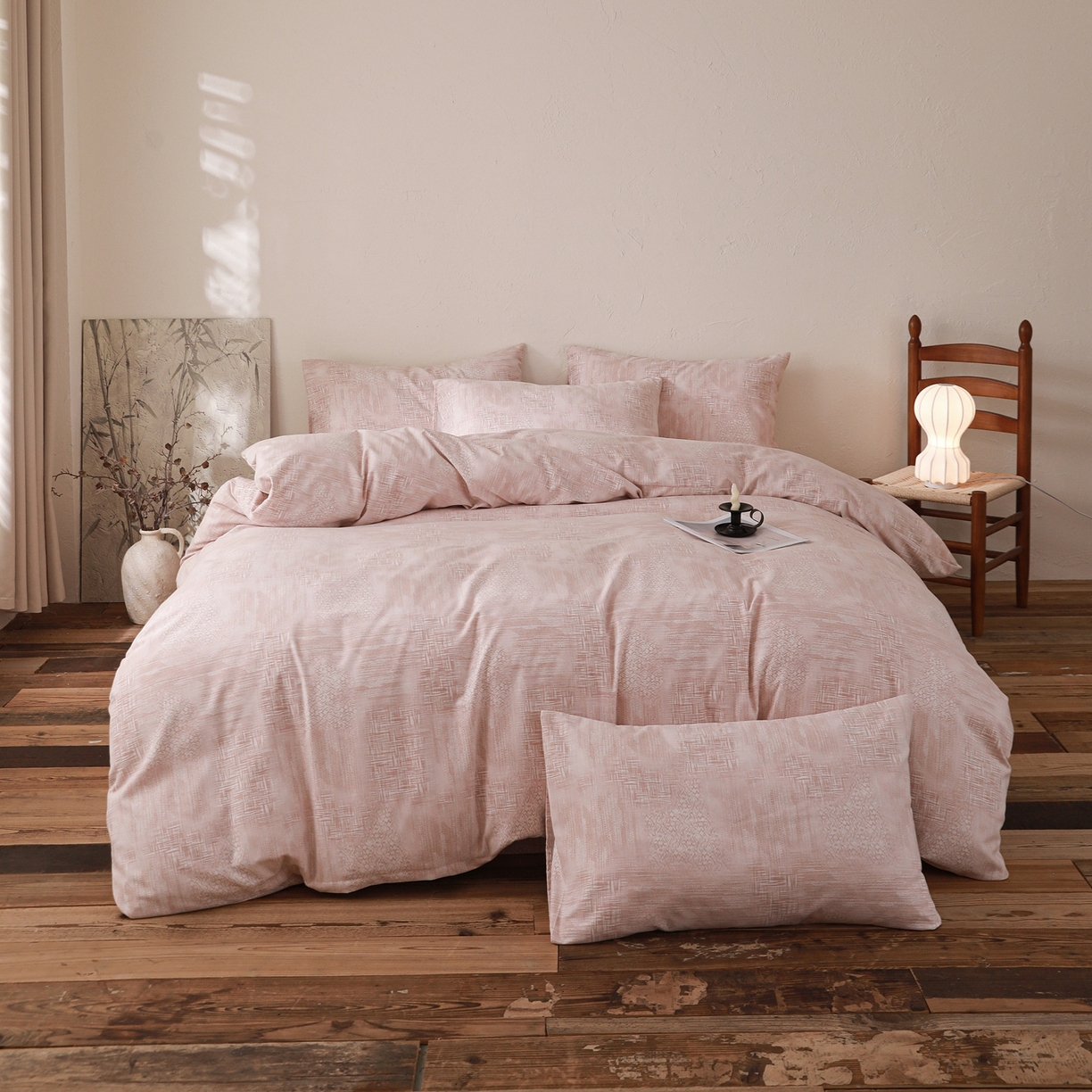 91家纺网 家纺一手货源 找家纺 小叮当家纺仓储工厂店 (买家秀 爆款花型 不断货)2025秋冬新款亲肤舒适良品磨毛四件套 雾影粉