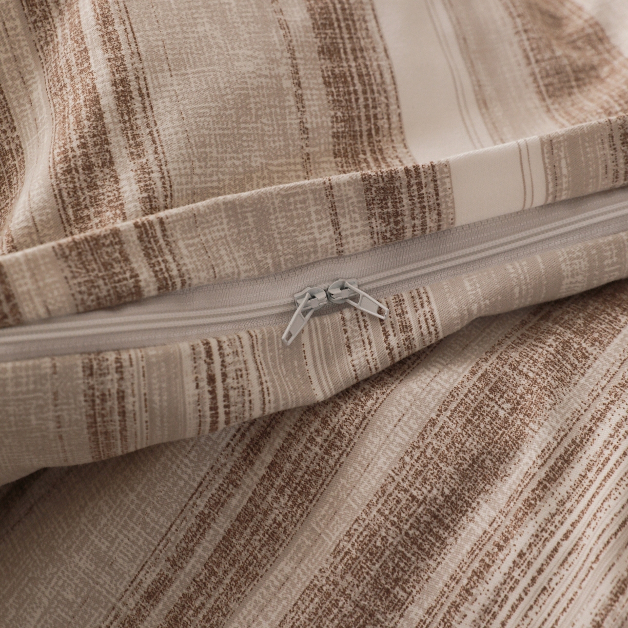 91家纺网 家纺一手货源 找家纺 （总）小叮当家纺仓储工厂店 (买家秀 爆款花型 不断货)2025秋冬新款亲肤舒适良品磨毛四件套