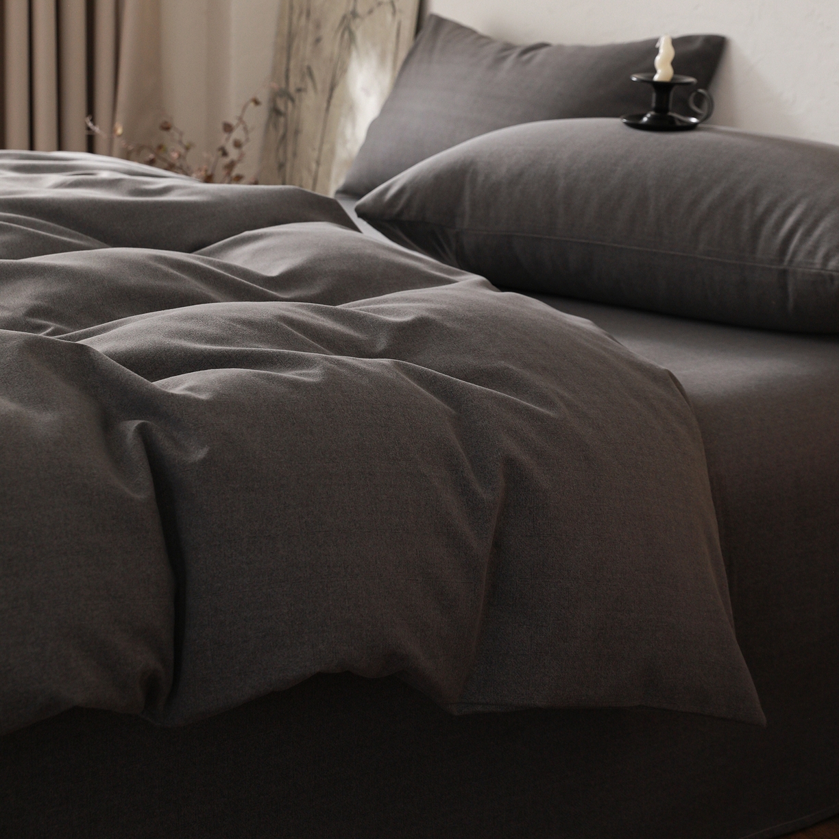 91家纺网 家纺一手货源 找家纺 小叮当家纺仓储工厂店 (买家秀 爆款花型 不断货)2025秋冬新款亲肤舒适良品磨毛四件套 玄夜灰