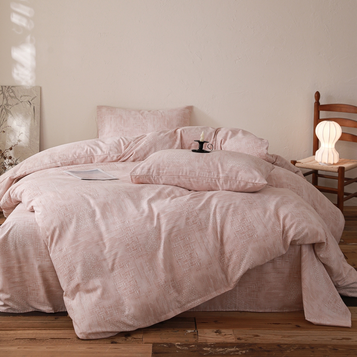 91家纺网 家纺一手货源 找家纺 小叮当家纺仓储工厂店 (买家秀 爆款花型 不断货)2025秋冬新款亲肤舒适良品磨毛四件套 雾影粉