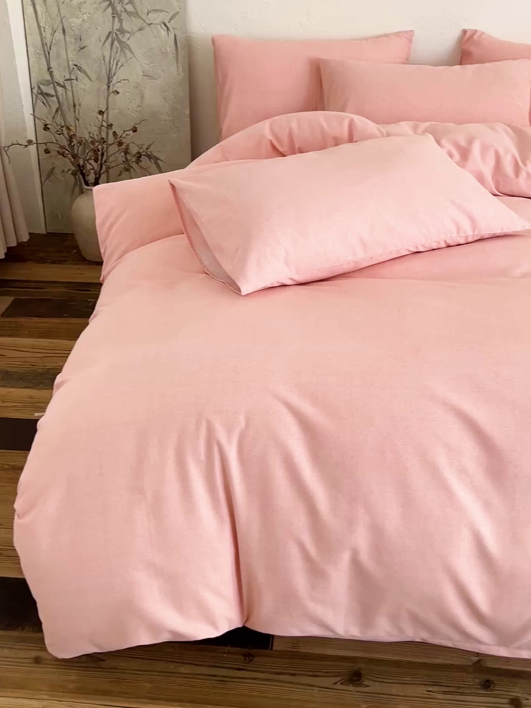 91家纺网 家纺一手货源 找家纺 小叮当家纺仓储工厂店 (买家秀 爆款花型 不断货)2025秋冬新款亲肤舒适良品磨毛四件套 肌理粉