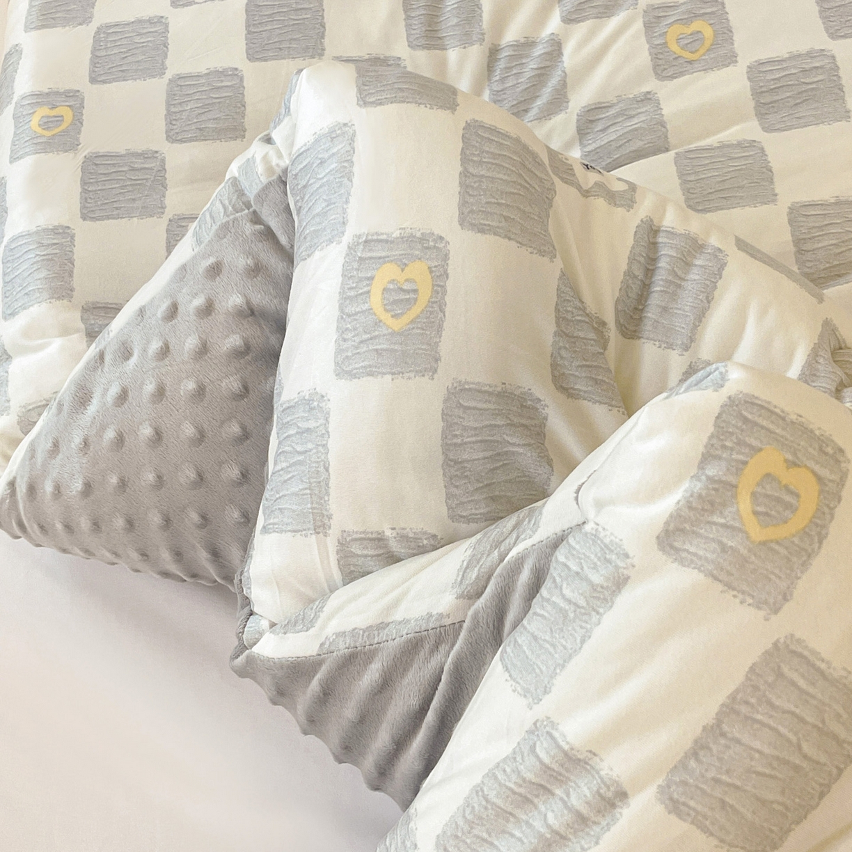 91家纺网 家纺一手货源 找家纺 （总）小叮当家纺仓储工厂店 2025新款A类母婴级宝宝被子牛奶丝针织棉豆豆被豆豆被子儿童婴童大豆被精品买家秀